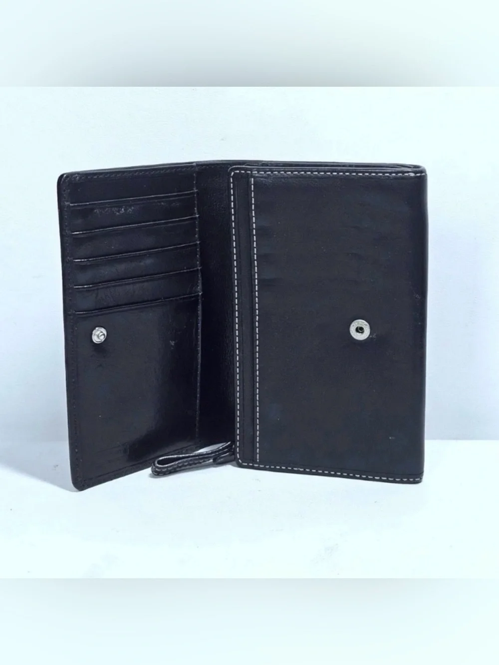 Coach Black Leather Men's Wallet with White Contrast Stitching